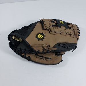 Wilson 11.5” Leather Baseball Glove Right